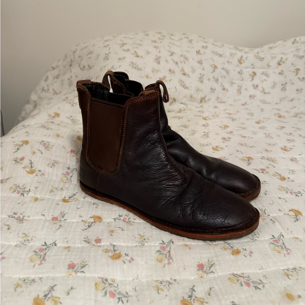 DaVinci Dark Brown Leather Ankle Boots